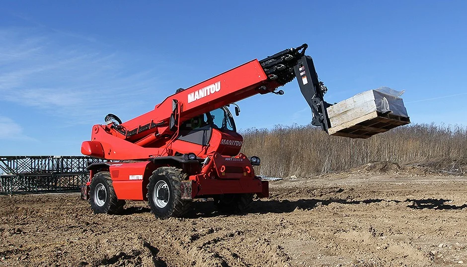 Încărcător telescopic rotativ Manitou MRT 2540