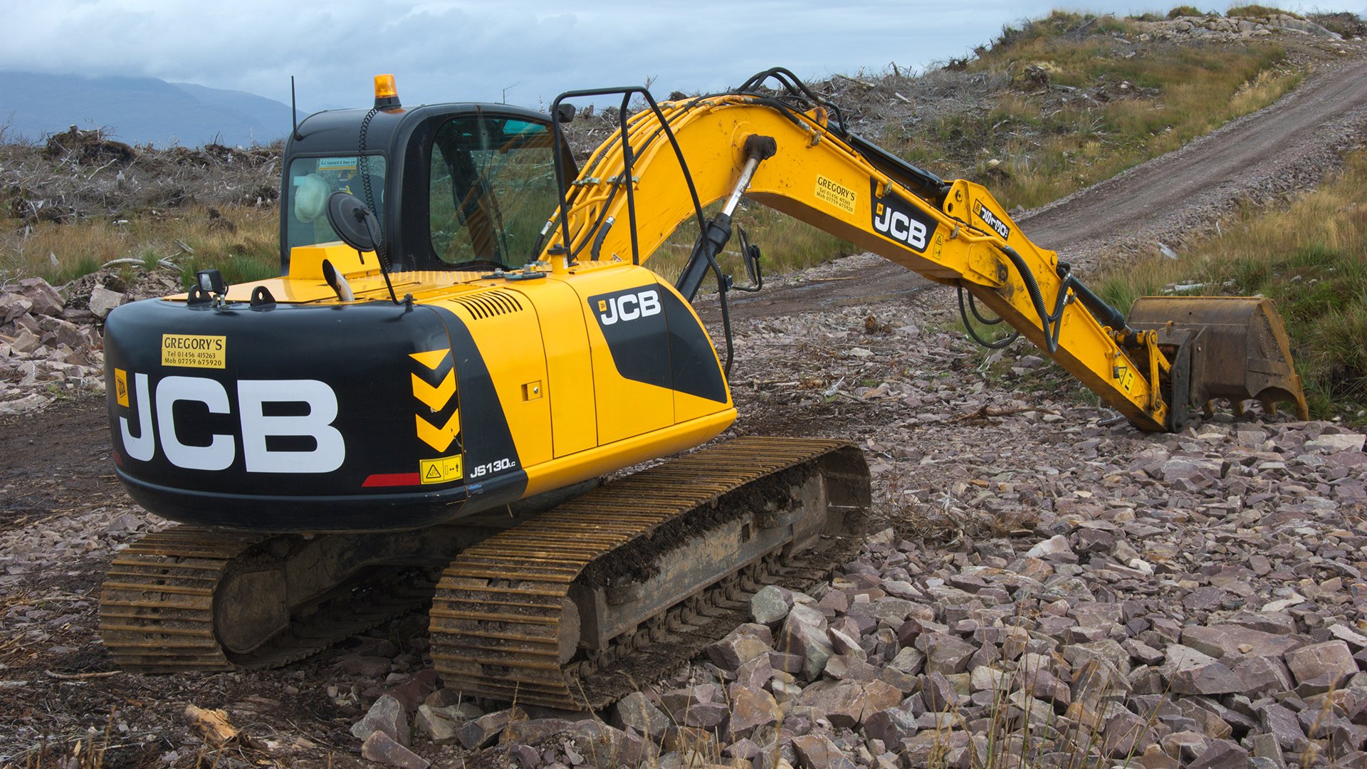 Excavator șenilat JCB JS130